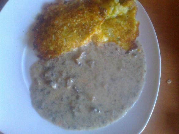 Placuszki Z CUKINI Z SOSEM PIECZRAKOWYM