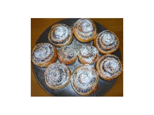 Drożdżówki z makiem i skórką pomarańczową :-)