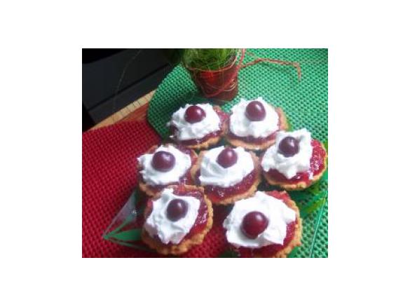 Bardzo kruche babeczki z owocami