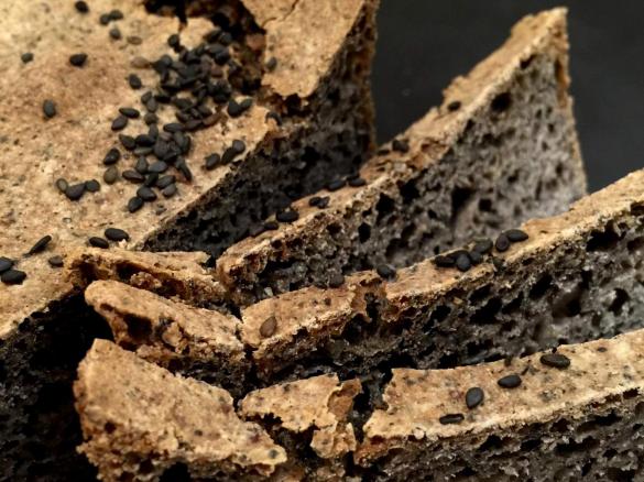 chleb gryczany sezamowy (bezglutenowy, bezmleczny)