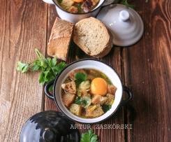 ZUPA CHLEBOWA  Z SELEREM NACIOWYM PODANA Z ŻÓŁTKIEM