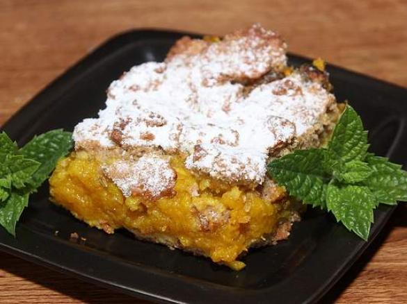 Szarlotka z nutką Indii 