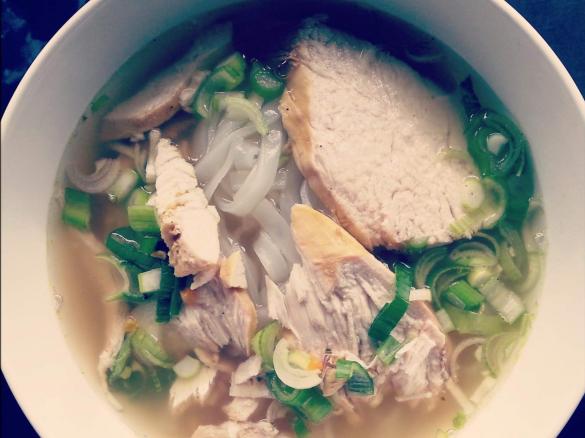 Pho, czyli wietnamska zupa z makaronem ryżowym