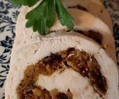 ROLADA Z INDYKA Z FIGĄ, PISTACJAMI I ŻURAWINĄ