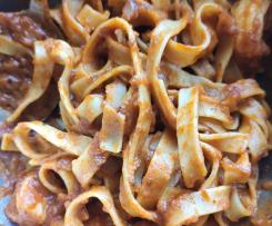 Sos pomidorowy do makaronu np. z krewetkami