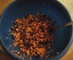 Surówka z czerwonej kapusty, rzepy i marchwi