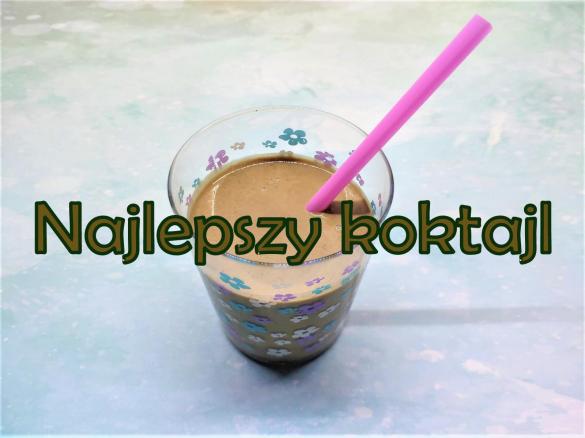 Koktajl bananowy z masłem orzechowym