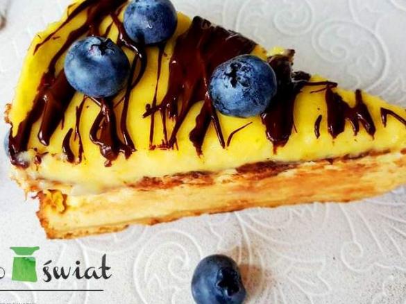SERNIK BEZ SERA Z POLEWĄ CYTRYNOWĄ