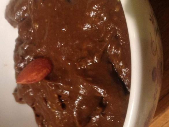 Krem czekoladowy z awokado (pyszny i zdrowy)