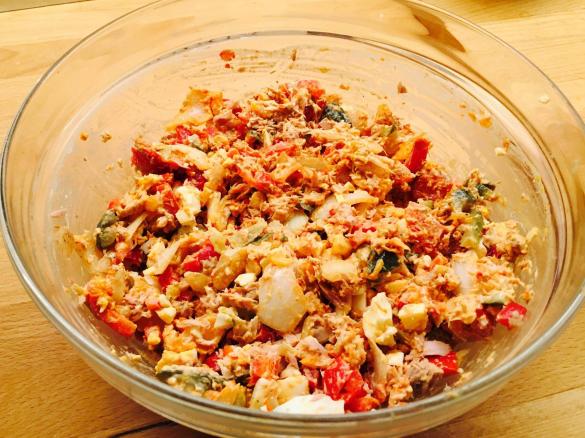 Sałatka z tuńczykiem