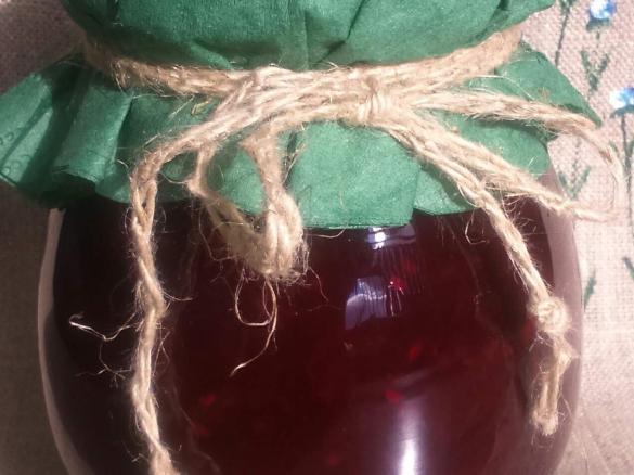 Dżem z czarnej porzeczki z malinami