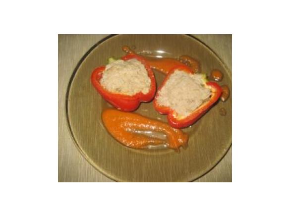 PAPRYKA FASZEROWANA na Varomie z sosem pomidorowym
