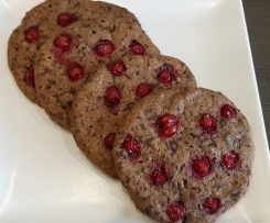 Ciasteczka czekoladowe z czerwoną porzeczką