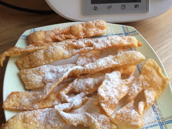 Chruściki noworoczne