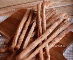 CHRUPIĄCE PALUCHY Z PARMEZANEM I ROZMARYNEM