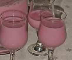 LIKIER TRUSKAWKOWO-śmietankowy