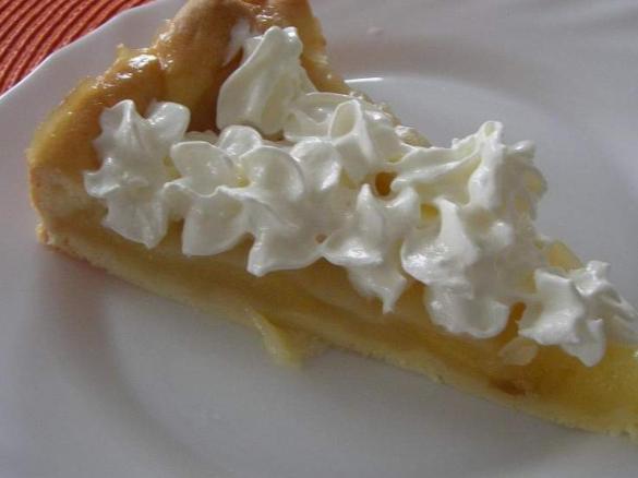 TARTA Z JABŁKAMI I WINEM