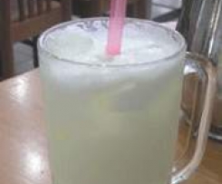 Ayran - turecki napój jogurtowy