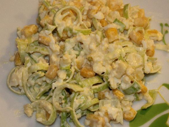 Sałatka z pora i kukurydzy