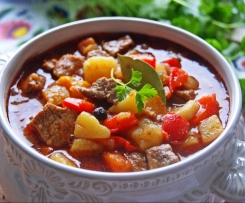 ZUPA GULASZOWA