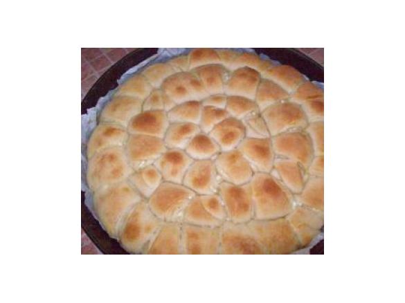 Tutmanik - bulgarski chlebek z feta (swiateczny)