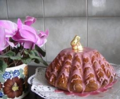 Wariant Babka drożdżowa z różowym lukrem