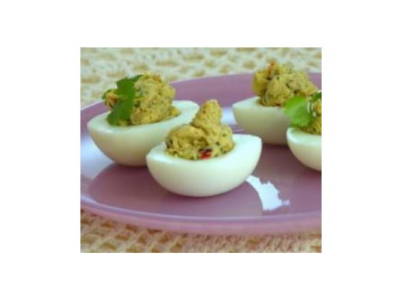 Jajka z pikantnym farszem