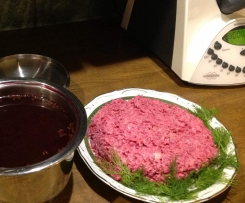 Barszcz czerwony +surówka,"2 potrawy z jednej"