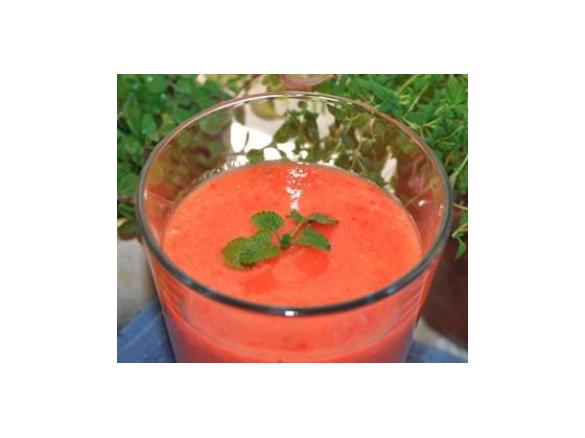 Koktajl (pomarańcza, truskawki, gruszka)