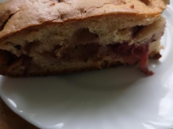 Szybkie ciasto z truskawkami