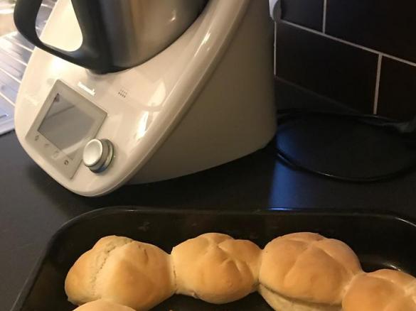 Bułeczki kajzerki. 😁 🥖🍞🥐 Bez wyrastania.
