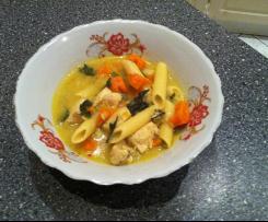 Zupa z kurczaka z curry