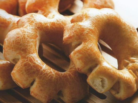 Paszteciki z ziemniakami.