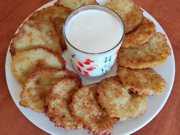 Placki ziemniaczane z młodych ziemniaków