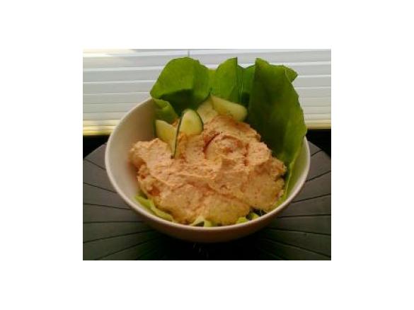 Pasta twarogowa z suszonymi pomidorami