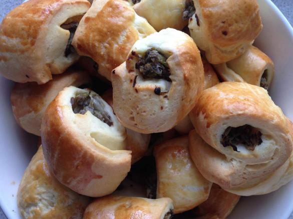 PASZTECIKI Z PIECZARKAMI I KISZONĄ KAPUSTĄ