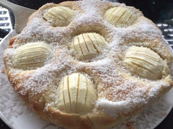 Pyszne ciasto z mleczkiem kokosowym