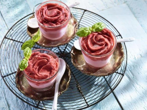 Lody z bazyli truskawkowej