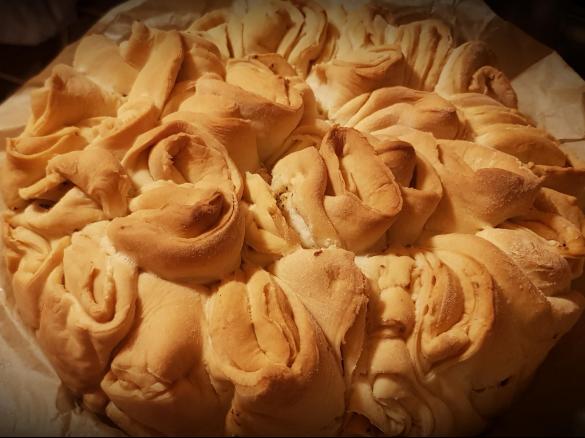 CHLEBEK RWANIEC ZIOŁOWO-CZOSNKOWY