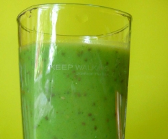 Smoothie z Avocado, Szpinakiem i Nasionami Chia