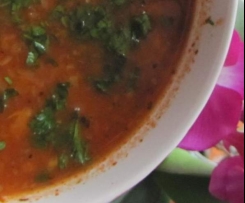 Zupa pieczarkowo-pomidorowa z groszkiem