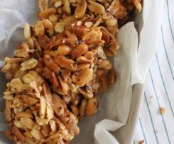 Orzechowy chrupak z piwem i chili