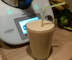 Smoothie z masłem orzechowym
