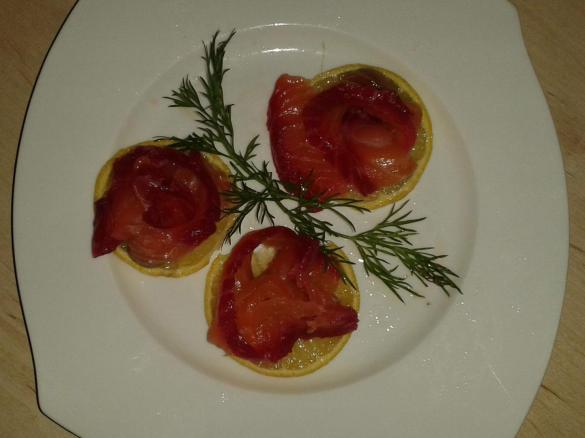 Łososiowe  róże na walentynki