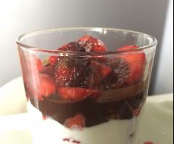 deser z ricotta i truskawkami