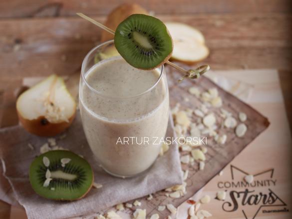 KOKTAJL MIGDAŁOWO-GRUSZKOWY Z KIWI