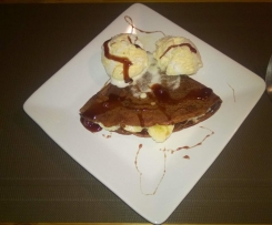 Naleśniki czekoladowe z bananem i serkiem