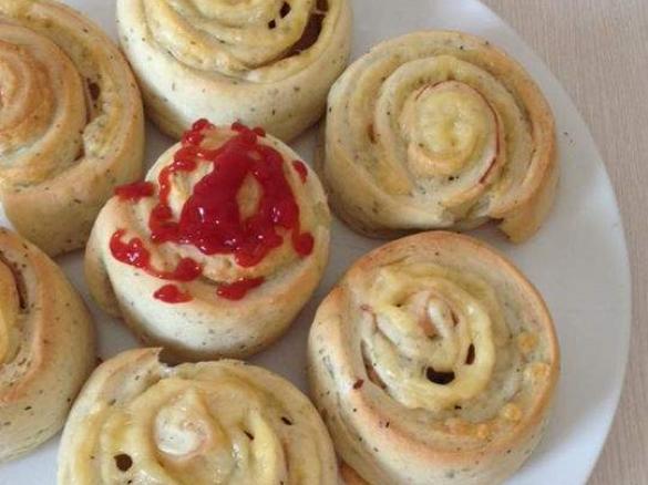 Pizzarolls ... pizza idealna do małych rączek :)