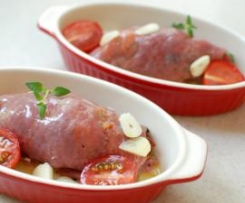 Rolada wiekanocna z polędwiczki z suszonymi pomidorami i serem fetą