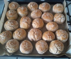 bułki pełnoziarniste